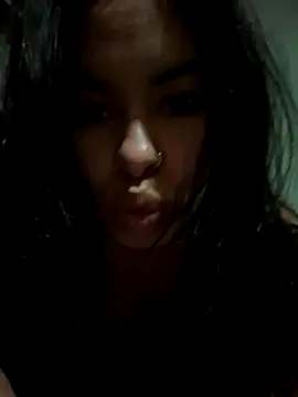 Snapshot of Vixxen_99 chatting on 10-08-25, 04:14 Vixxen 99 online show from 10-08-25, 04:14