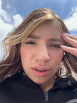 Isabella18 pink online show from 06-04-26, 05:28