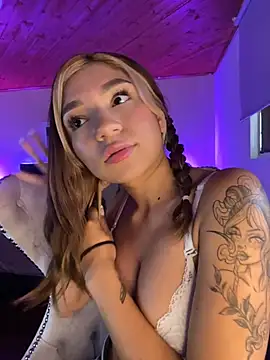 Isabella18 pink online show from 05-26-26, 07:56