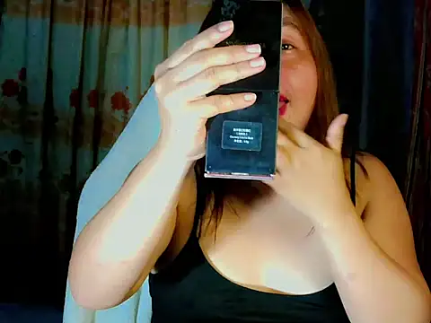 Pink Scarlet online show from 09-09-25, 12:03