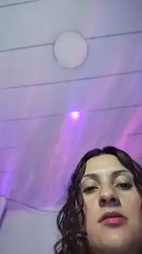lindasyt online show from 05-17-26, 05:35