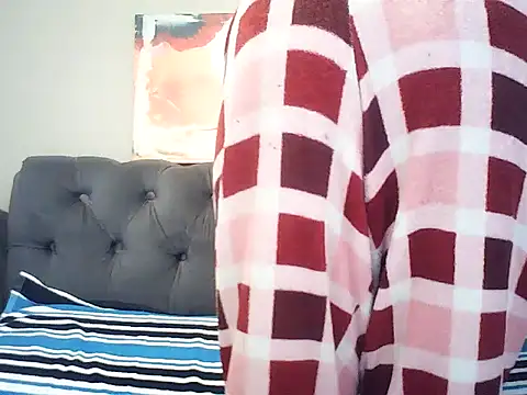 Mandy3ndlovu4 online show from 05-13-26, 07:26