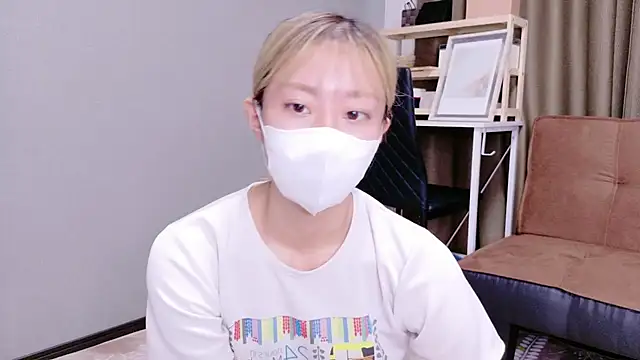 Snapshot of Nana__ch chatting on 10-10-25, 03:40 Nana  ch online show from 10-10-25, 03:40