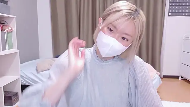 Nana  ch online show from 05-18-26, 04:12