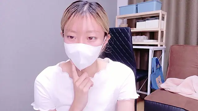 Snapshot of Nana__ch chatting on 10-29-25, 11:09 Nana  ch online show from 10-29-25, 11:09