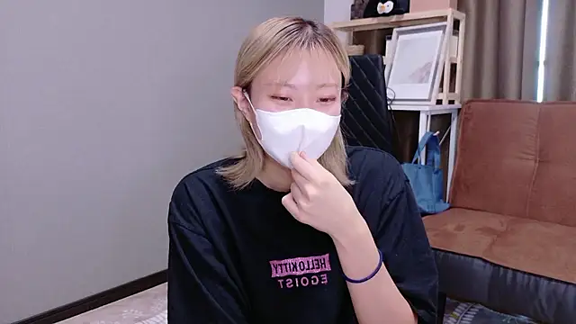 Snapshot of Nana__ch chatting on 10-01-25, 05:12 Nana  ch online show from 10-01-25, 05:12