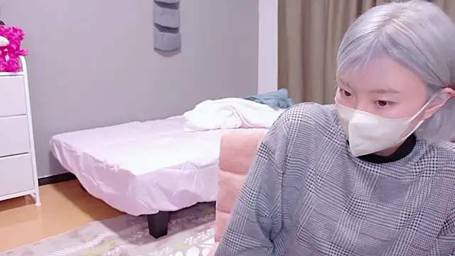 Nana  ch online show from 05-21-26, 04:15