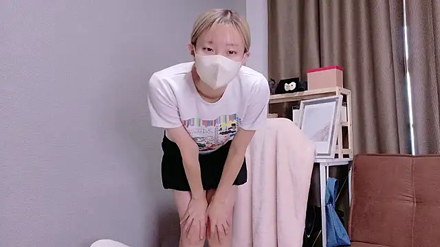 Snapshot of Nana__ch chatting on 09-22-25, 05:13 Nana  ch online show from 09-22-25, 05:13