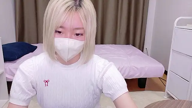 Nana  ch online show from 06-24-26, 12:15