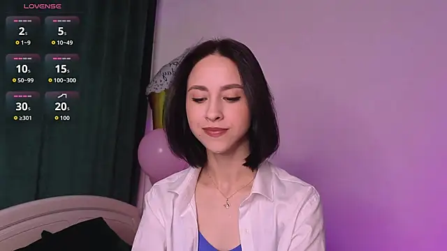 Snapshot of MiaSweetasHoney chatting on 10-20-25, 06:26 MiaSweetasHoney online show from 10-20-25, 06:26