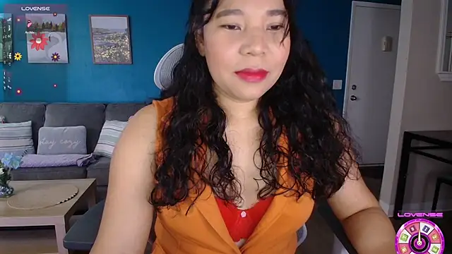 SHEILYN  online show from 06-11-26, 05:48