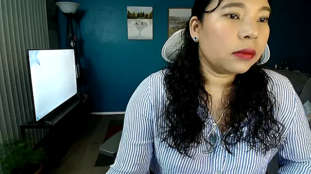 SHEILYN  online show from 05-13-26, 05:36