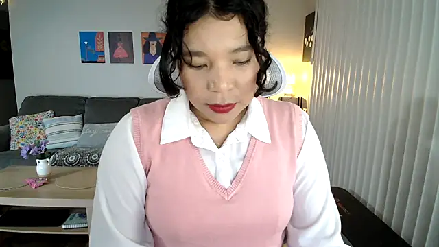 SHEILYN  online show from 05-08-26, 06:17
