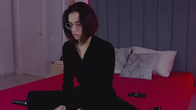 VioletAsh online show from 04-13-26, 04:27