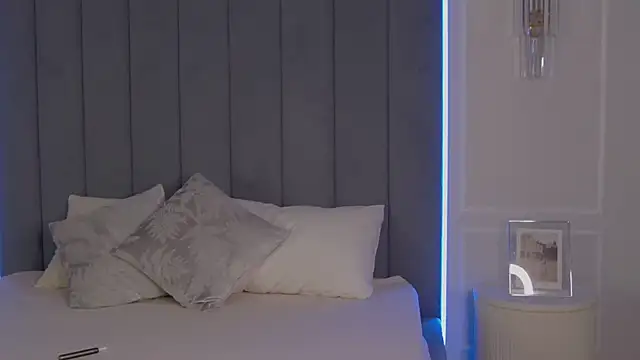 VioletAsh online show from 03-31-26, 04:25