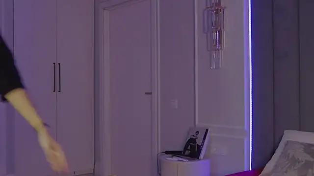 VioletAsh online show from 03-24-26, 04:23