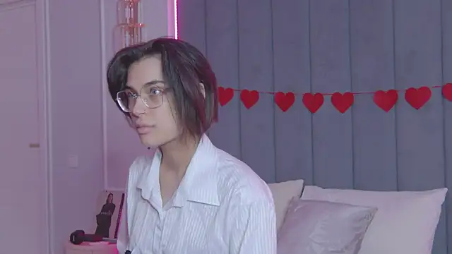 VioletAsh online show from 03-09-26, 04:38