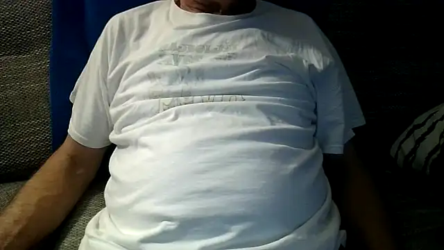 Snapshot of velikifant7 chatting on 02-20-26, 06:43 velikifant7 online show from 02-20-26, 06:43