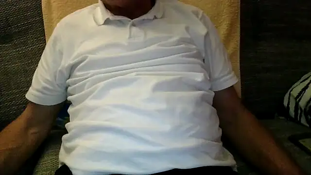 Snapshot of velikifant7 chatting on 03-09-26, 05:16 velikifant7 online show from 03-09-26, 05:16