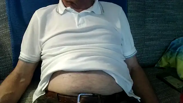 Snapshot of velikifant7 chatting on 04-16-26, 04:19 velikifant7 online show from 04-16-26, 04:19