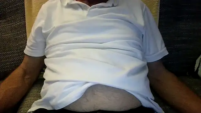 Snapshot of velikifant7 chatting on 03-08-26, 05:05 velikifant7 online show from 03-08-26, 05:05