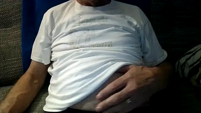 Snapshot of velikifant7 chatting on 02-23-26, 06:41 velikifant7 online show from 02-23-26, 06:41