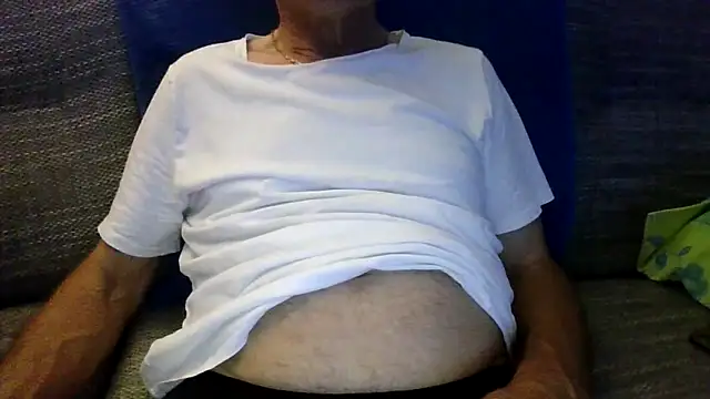 velikifant7 online show from 11-16-25, 07:18