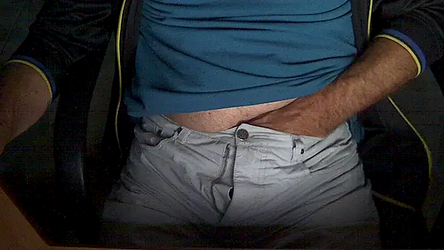 velikifant7 online show from 11-16-25, 05:12