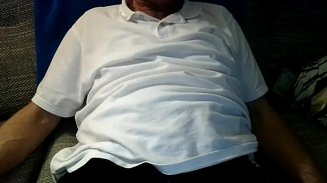 Snapshot of velikifant7 chatting on 02-10-26, 05:23 velikifant7 online show from 02-10-26, 05:23