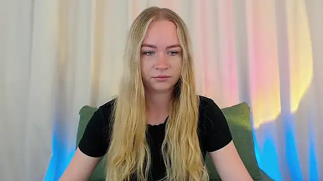 Snapshot of Mystic_Chloe chatting on 09-09-25, 12:54 Mystic Chloe online show from 09-09-25, 12:54