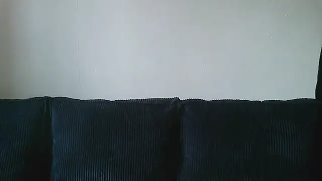   Leyla   online show from 10-13-25, 09:33