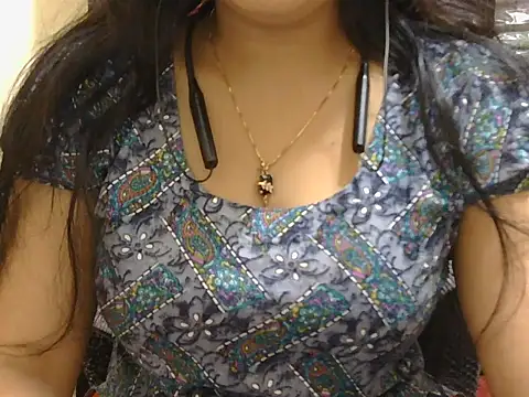 Snapshot of fairy_queen07 chatting on 11-16-25, 06:07 fairy queen07 online show from 11-16-25, 06:07