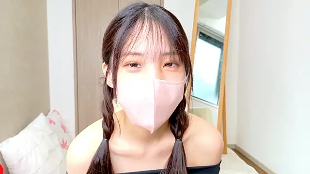 riri  nyan o0 online show from 04-23-26, 05:25