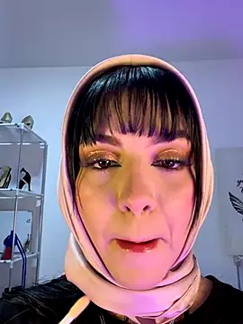 AriaBlush 18 online show from 09-12-25, 11:04