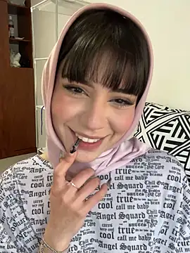 AriaBlush 18 online show from 09-28-25, 10:17