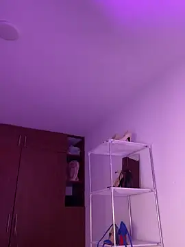 AriaBlush 18 online show from 09-21-25, 10:15