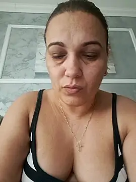 Snapshot of PalomaDesireee chatting on 10-02-25, 06:28 PalomaDesireee online show from 10-02-25, 06:28