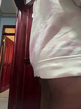 ewatyu online show from 02-20-26, 05:04