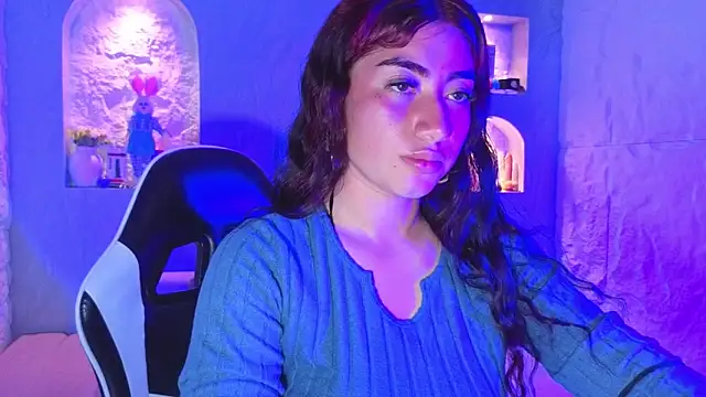 Sophia tf online show from 03-30-26, 02:46