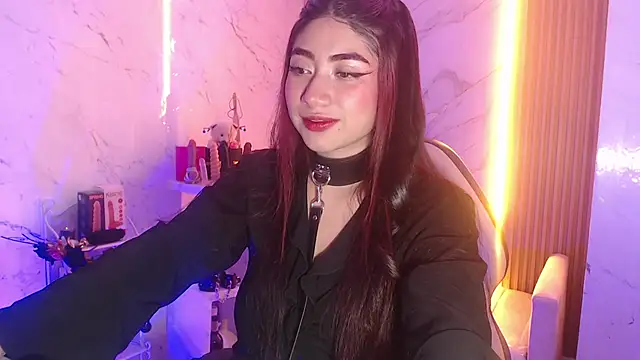 Snapshot of Sophia_tf chatting on 02-17-26, 03:37 Sophia tf online show from 02-17-26, 03:37