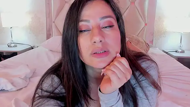 SeleneCarter online show from 12-19-25, 10:12