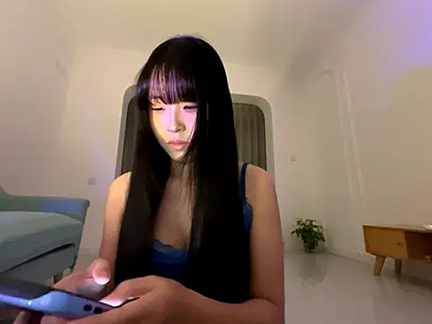 77momomo online show from 11-14-25, 02:21