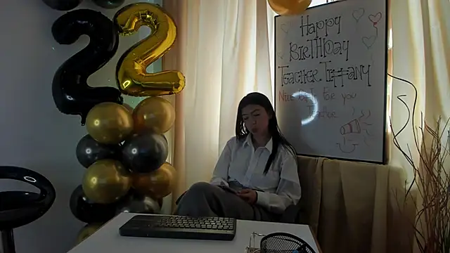 Tiffany Nm online show from 09-25-25, 01:50