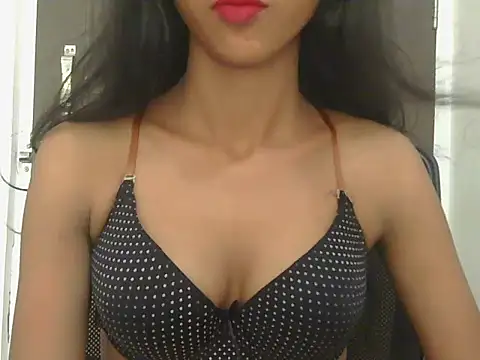 Snapshot of Exotic_Shikha chatting on 06-14-26, 04:03 Exotic Shikha online show from 06-14-26, 04:03