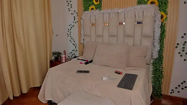 Jade Nmm online show from 11-15-25, 01:04