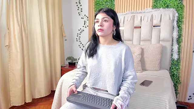 Jade Nmm online show from 12-01-25, 03:02