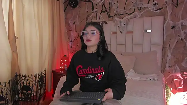 Jade Nmm online show from 10-23-25, 12:59