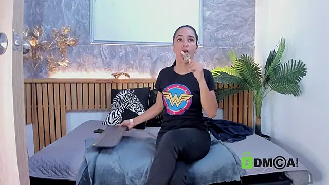 princequinn  online show from 11-08-25, 10:13