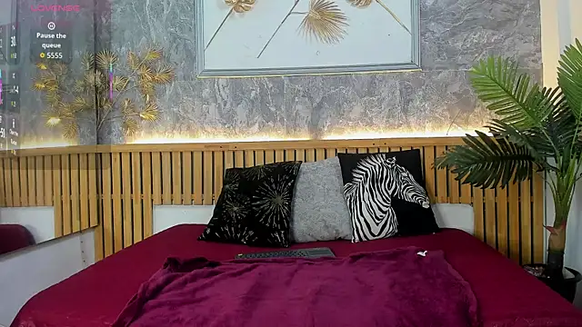 princequinn  online show from 09-29-25, 07:52