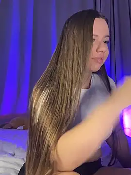 Chloe loo online show from 09-22-25, 07:20